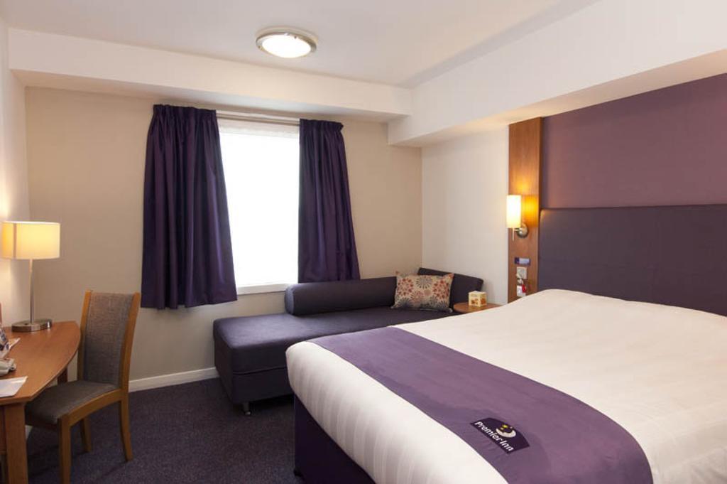 Premier Inn Newcastle City Centre Millennium Bridge Zimmer foto